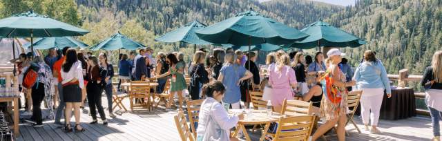 Outdoor meeting space with reception